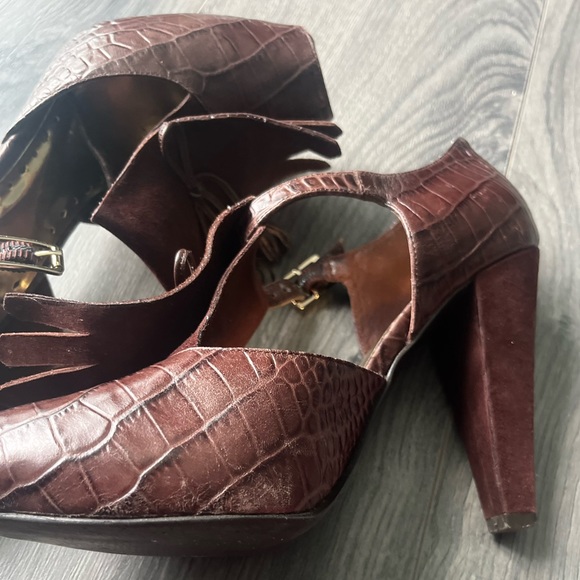 BCBG Malaya Heel - Picture 2 of 6